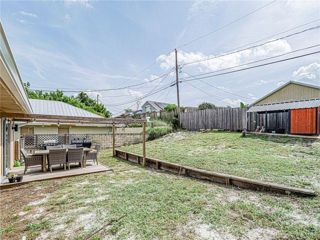 1656 3rd Avenue SW, Vero Beach, FL 32962