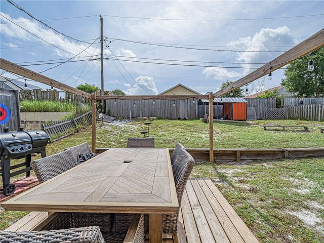 1656 3rd Avenue SW, Vero Beach, FL 32962