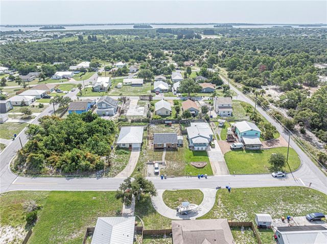 1656 3rd Avenue SW, Vero Beach, FL 32962