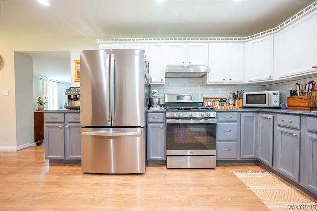 760 West Falls Road, Aurora, NY 14170