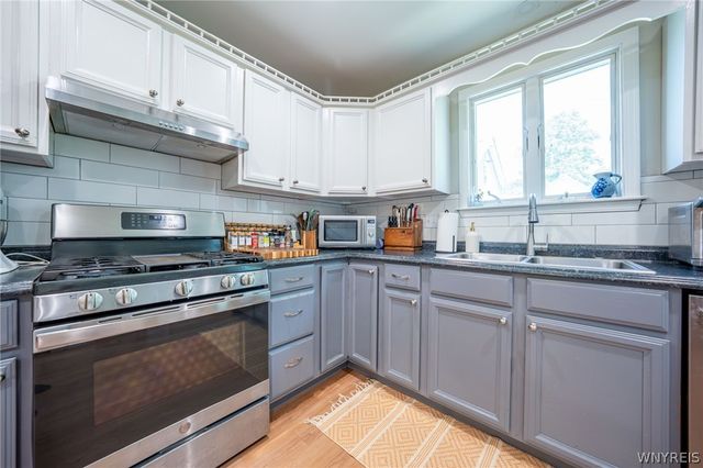 760 West Falls Road, Aurora, NY 14170