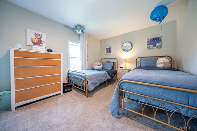 760 West Falls Road, Aurora, NY 14170