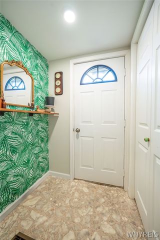 760 West Falls Road, Aurora, NY 14170