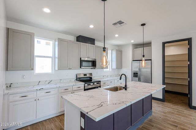 8335 S 351ST Drive, Tonopah, AZ 85354