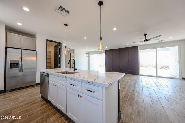 8335 S 351ST Drive, Tonopah, AZ 85354