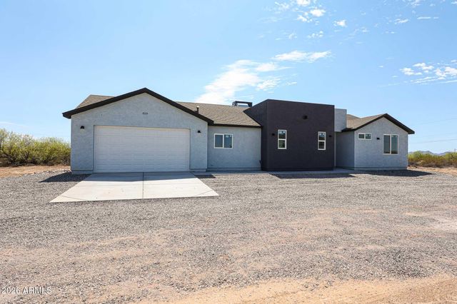 8335 S 351ST Drive, Tonopah, AZ 85354