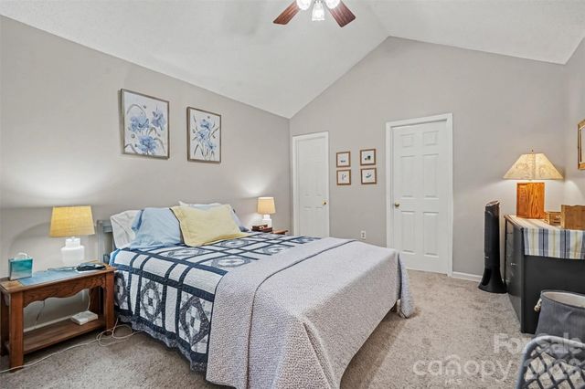 927 Sparrows Nest Lane, Pineville, NC 28134