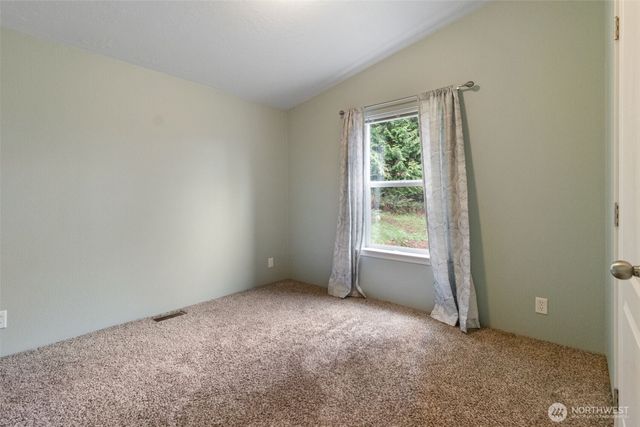 126 Burchett Rd, Onalaska, WA 98570