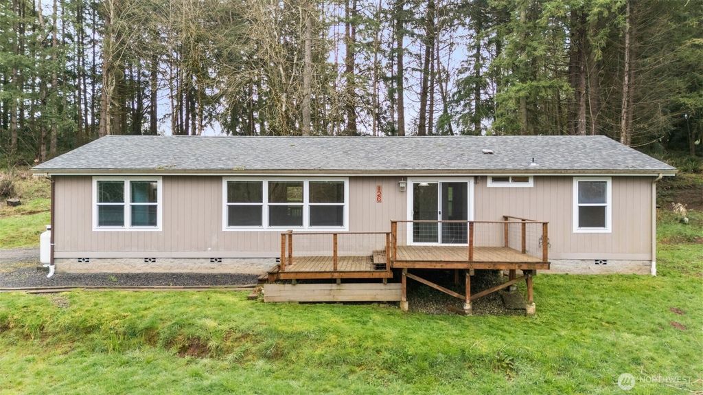 126 Burchett Rd, Onalaska, WA 98570