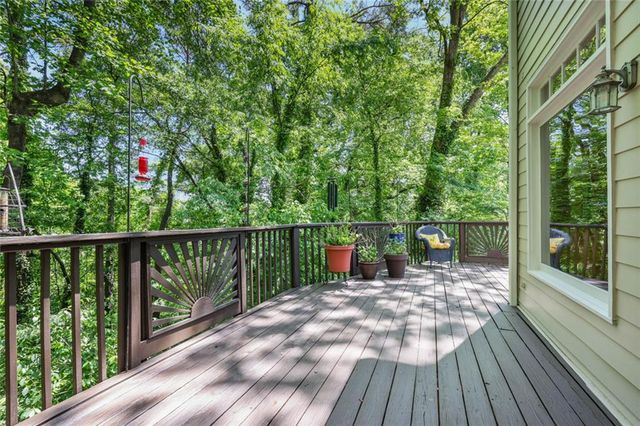 216 Riverview Trail, Roswell, GA 30075