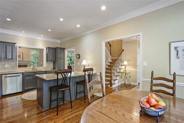 216 Riverview Trail, Roswell, GA 30075