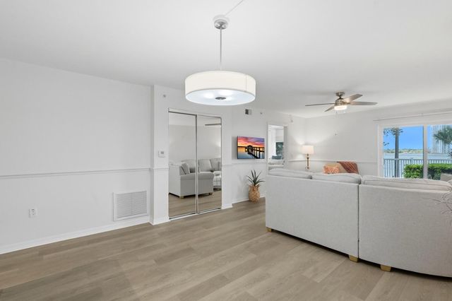 711 N HALIFAX AVENUE 101, Daytona Beach, FL 32118