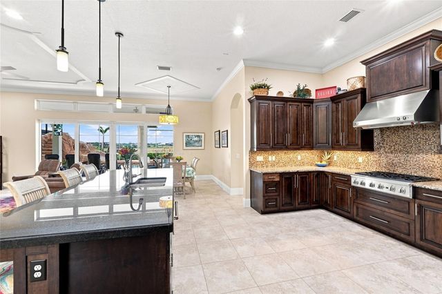 7301 WILD BLACKBERRY TRAIL, Winter Garden, FL 34787