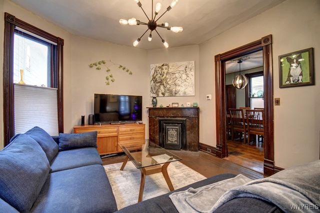 40 15th Street, Buffalo, NY 14213