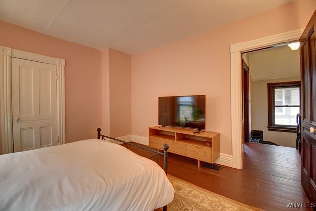 40 15th Street, Buffalo, NY 14213