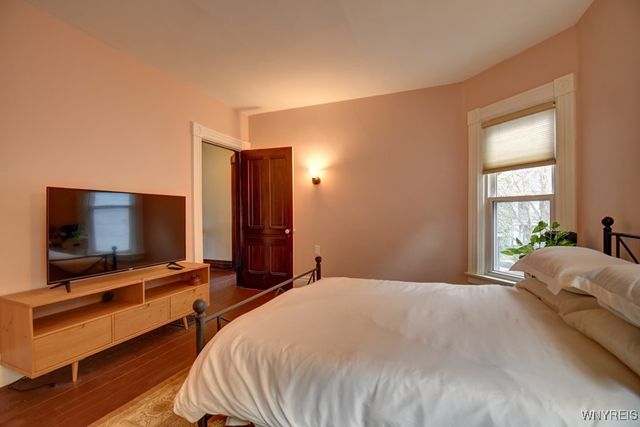 40 15th Street, Buffalo, NY 14213