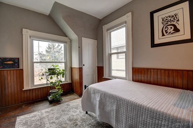 40 15th Street, Buffalo, NY 14213