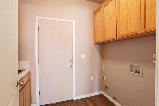 1726 Hastings Dr, Manteca, CA 95336