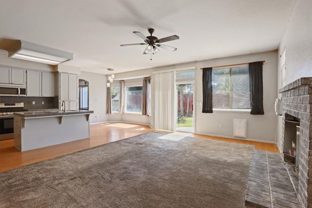 1726 Hastings Dr, Manteca, CA 95336