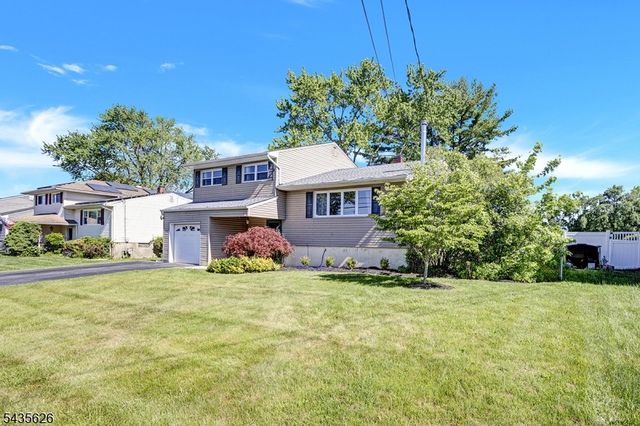 21 Hillery Dr, Mount Olive Twp., NJ 07836