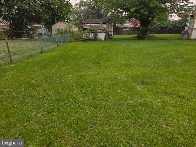 2307 HOLYOKE RD, Baltimore, MD 21237