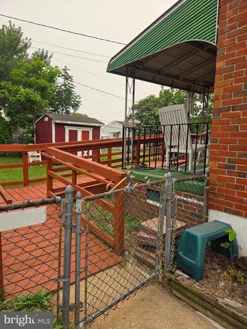 2307 HOLYOKE RD, Baltimore, MD 21237