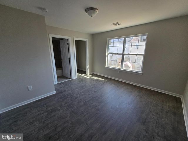 40-J RUSSEL SMITH, Lawrence, NJ 08648