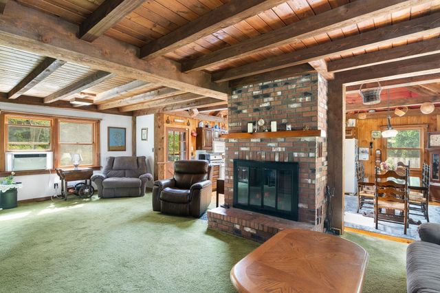 49 Oles Drive, Guilford, VT 05301