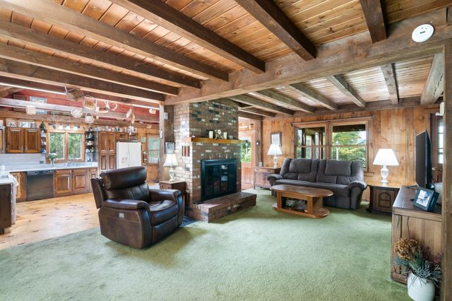 49 Oles Drive, Guilford, VT 05301