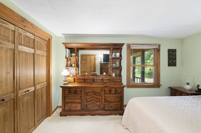 49 Oles Drive, Guilford, VT 05301