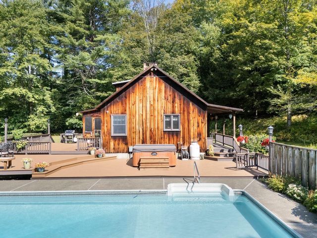 49 Oles Drive, Guilford, VT 05301
