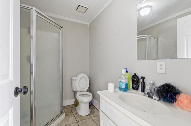 1450 N Broadway Avenue, Springfield, MO 65802