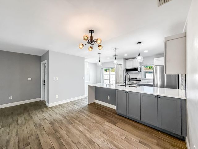 226 SE 1st Circle, Boynton Beach, FL 33435