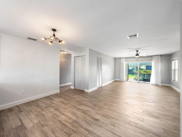 226 SE 1st Circle, Boynton Beach, FL 33435
