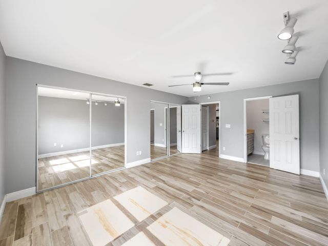 226 SE 1st Circle, Boynton Beach, FL 33435