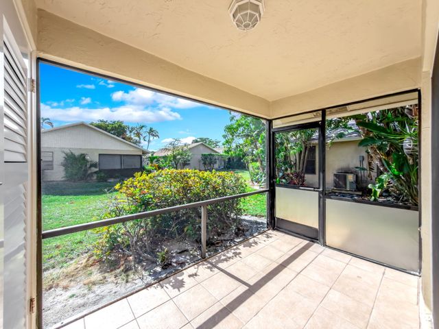 226 SE 1st Circle, Boynton Beach, FL 33435