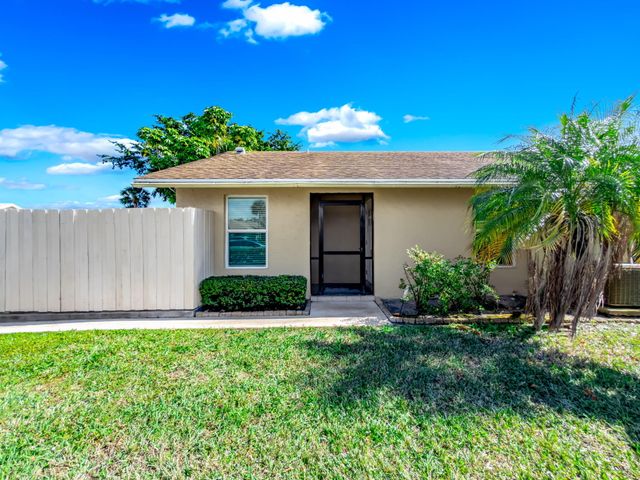 226 SE 1st Circle, Boynton Beach, FL 33435