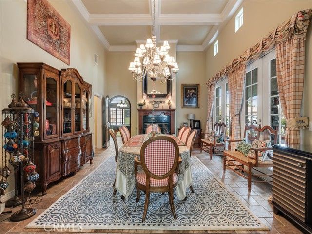 19237 Estancia, Apple Valley, CA 92308