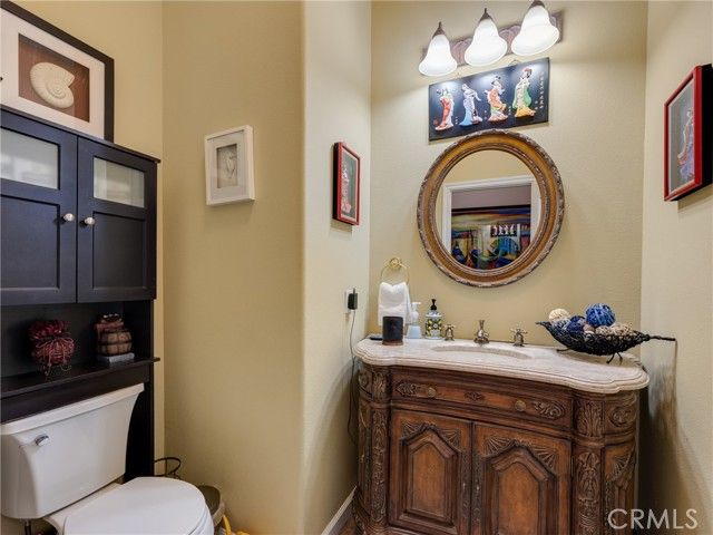 19237 Estancia, Apple Valley, CA 92308