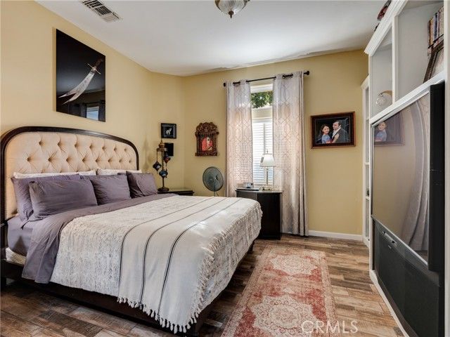 19237 Estancia, Apple Valley, CA 92308