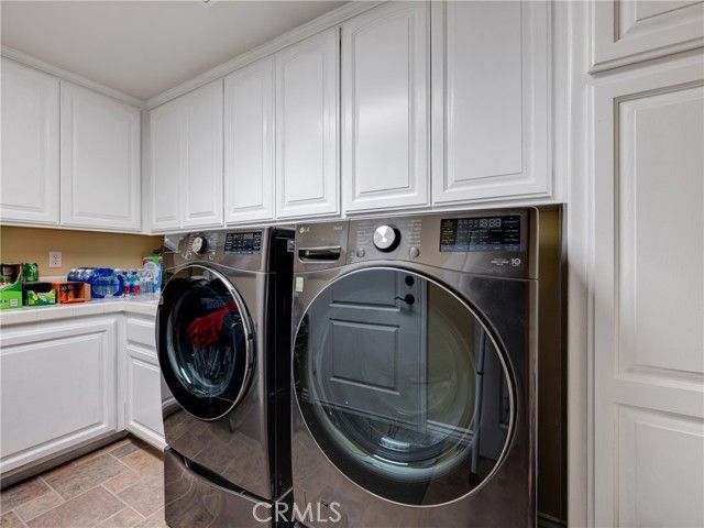 19237 Estancia, Apple Valley, CA 92308