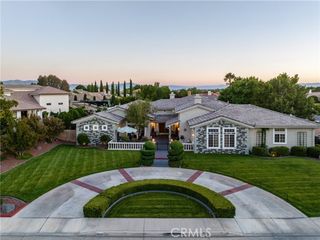 19237 Estancia, Apple Valley, CA 92308