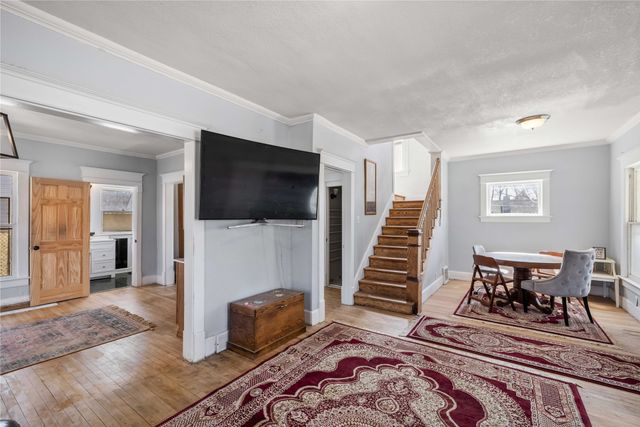 951 24th Street, Des Moines, IA 50312