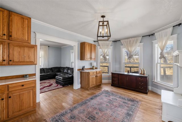 951 24th Street, Des Moines, IA 50312