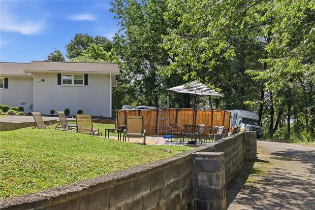 196 Raines Road, Easley, SC 29640