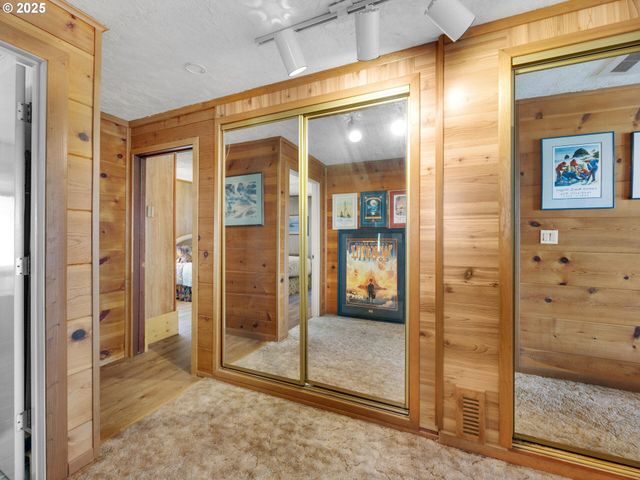 4463 PACIFIC, Cannon Beach, OR 97110