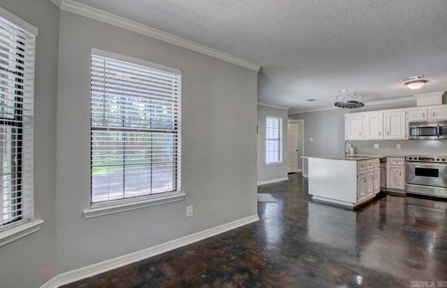43 Yazoo Circle, Maumelle, AR 72113