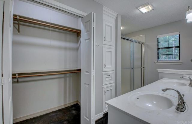 43 Yazoo Circle, Maumelle, AR 72113