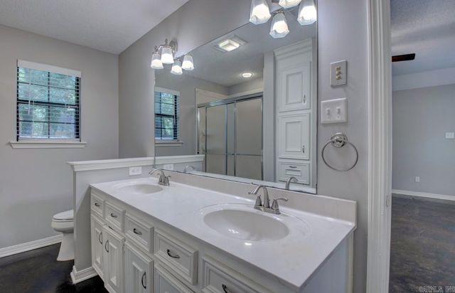 43 Yazoo Circle, Maumelle, AR 72113