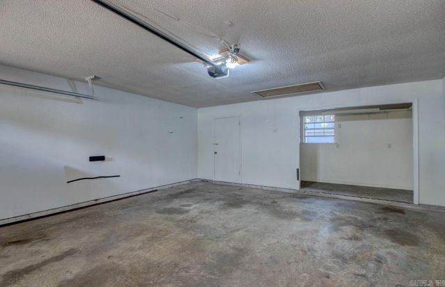 43 Yazoo Circle, Maumelle, AR 72113